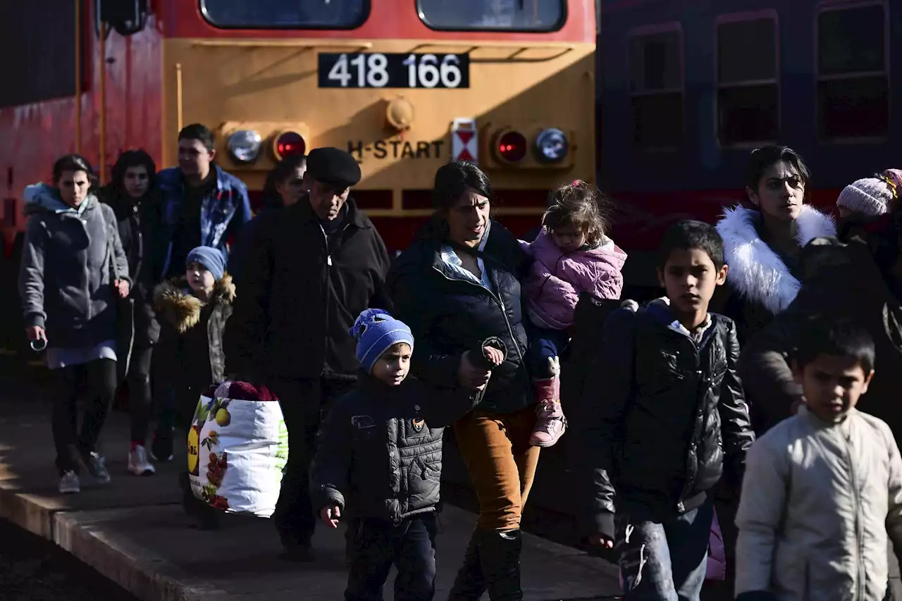 Europe welcomes Ukrainian refugees — others, less so