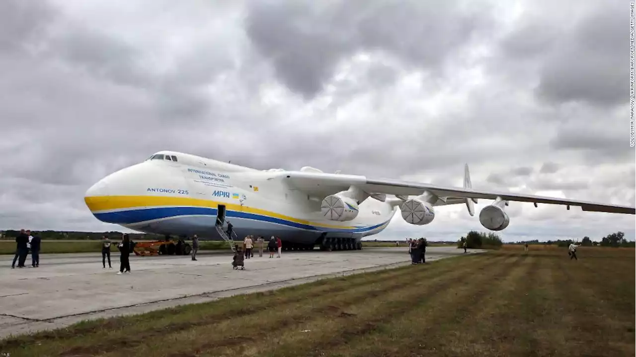 World's largest plane reportedly destroyed in Ukraine