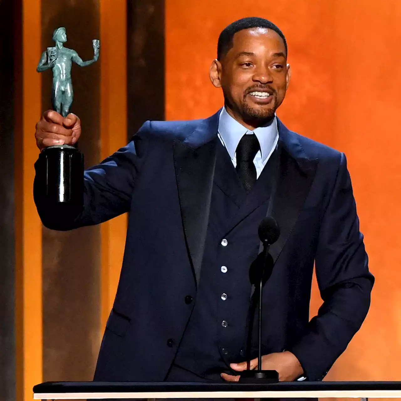 Will Smith Gives Sweet Shout Out to Venus and Serena Williams After 2022 SAG Awards Win - E! Online