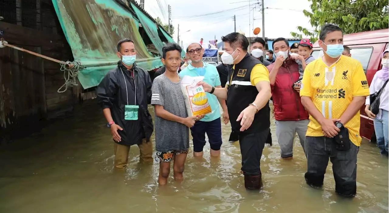 'ธรรมนัส'ห่วงน้ำท่วมใต้ มอบถุงยังชีพบรรเทาความเดือดร้อนประชาชนจ.นราธิวาส - ข่าวสด