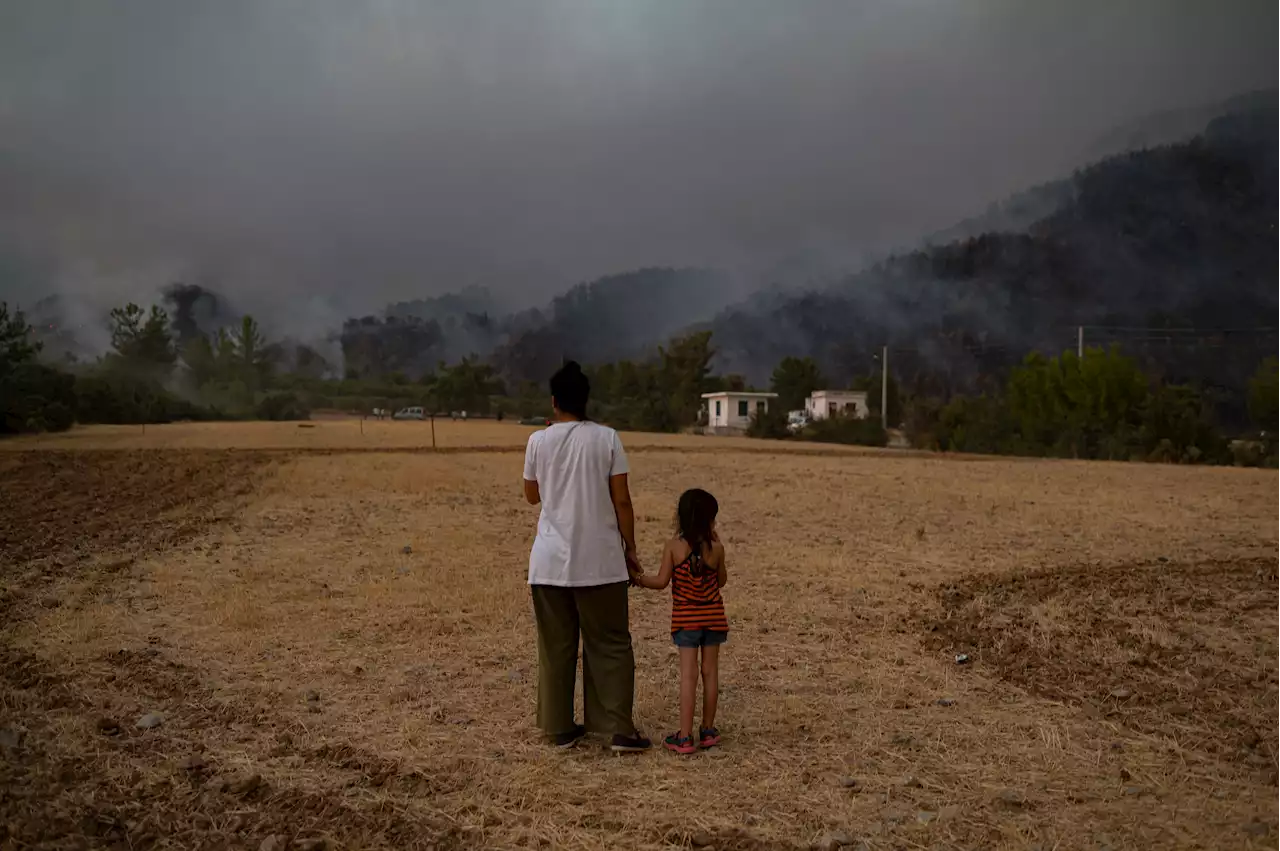 ‘Fossil Fuels Are Choking Humanity': Major UN Report Sounds the Alarm on Climate Impacts