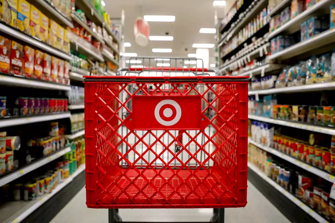 Target Seeks to Entice Workers With Pay of Up to $24 an Hour