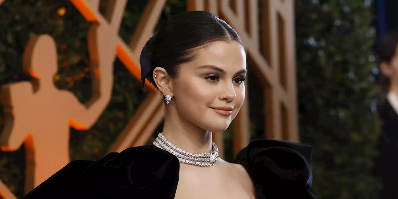 Selena Gomez Was a Bombshell at the SAG Awards in a Black Column Gown