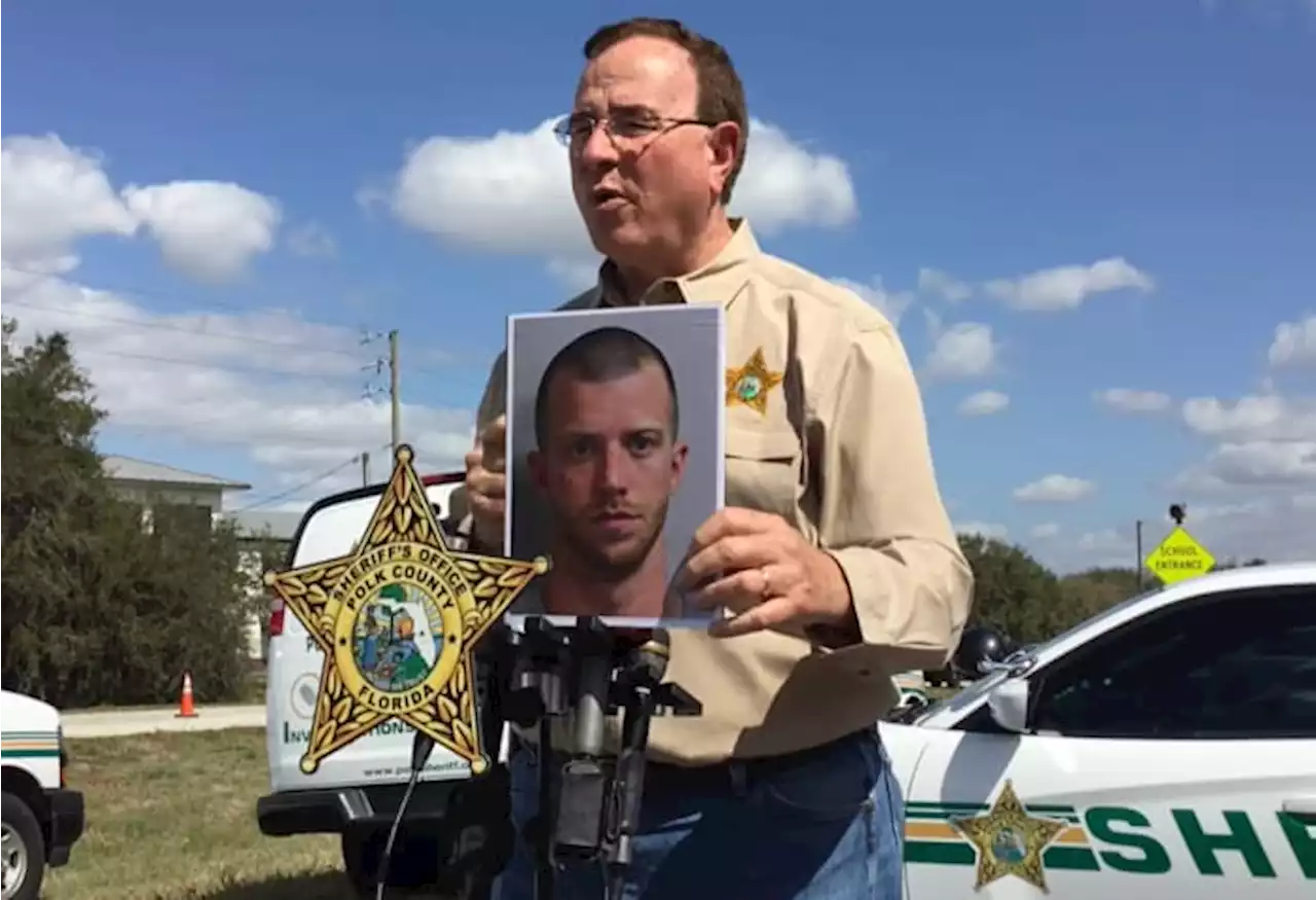 Fleeing Florida man breaks beer bottle over head, deputy fires back thinking it was gunshot