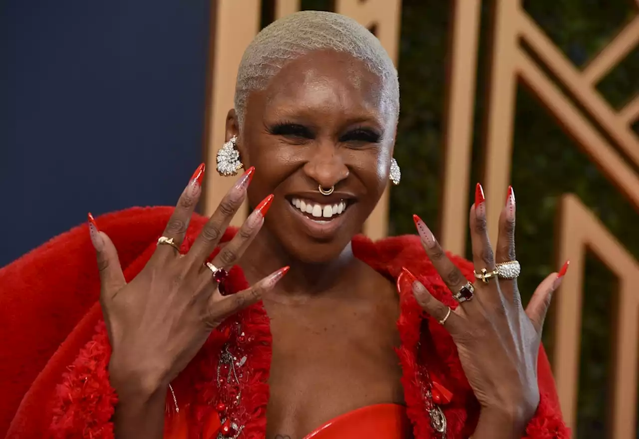 Cynthia Erivo Wows in All-Red Louis Vuitton Look at 2022 SAG Awards