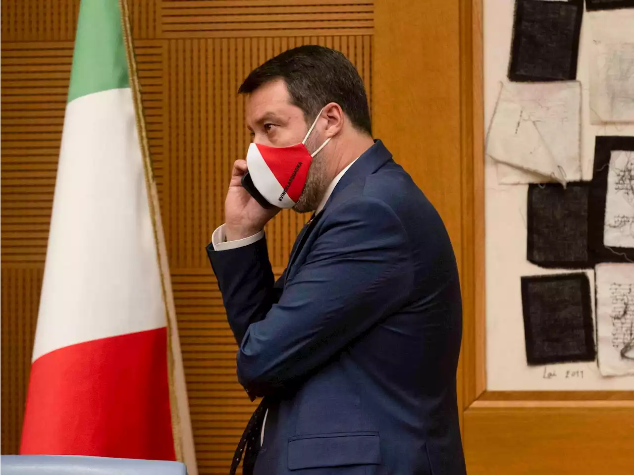 Salvini positivo al Covid, assente al giuramento di Mattarella