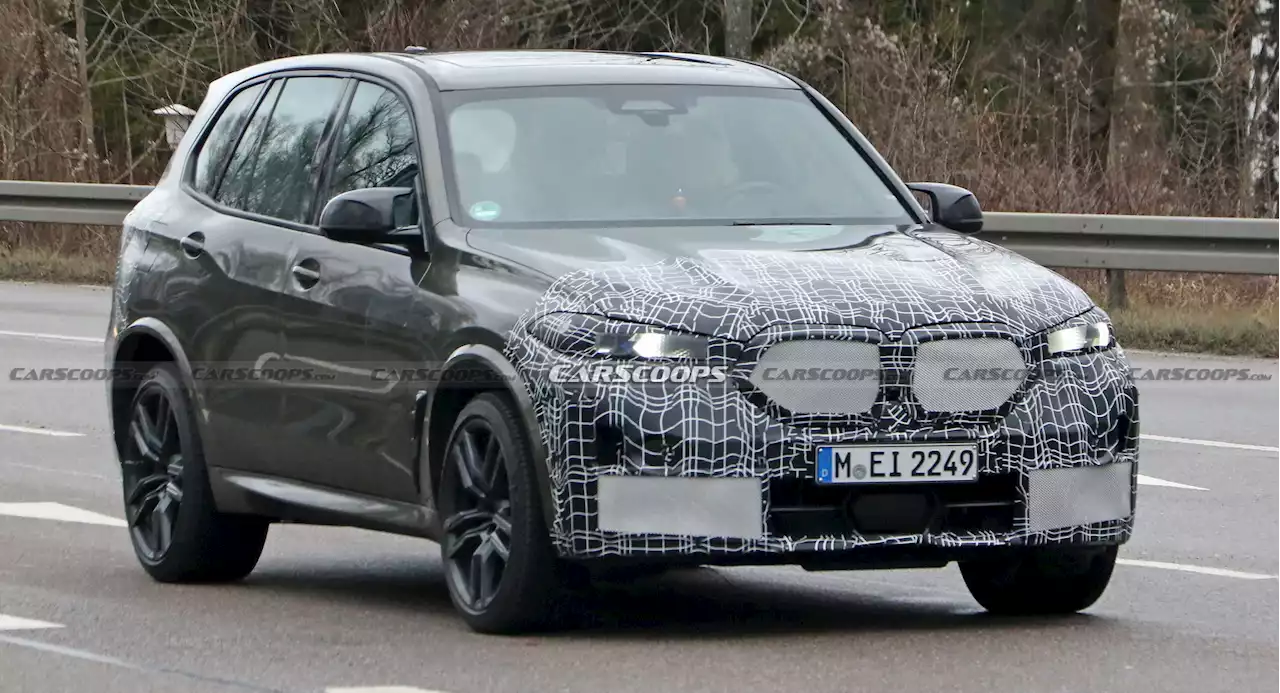 Facelifted 2023 BMW X5 M Spied Showing Its Updated Grille Design | Carscoops