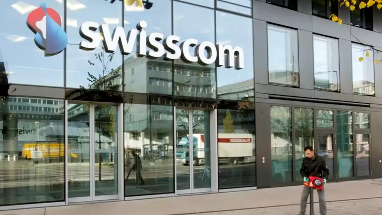 Swisscom names Aeschlimann CEO, one-offs swell 2021 net profit