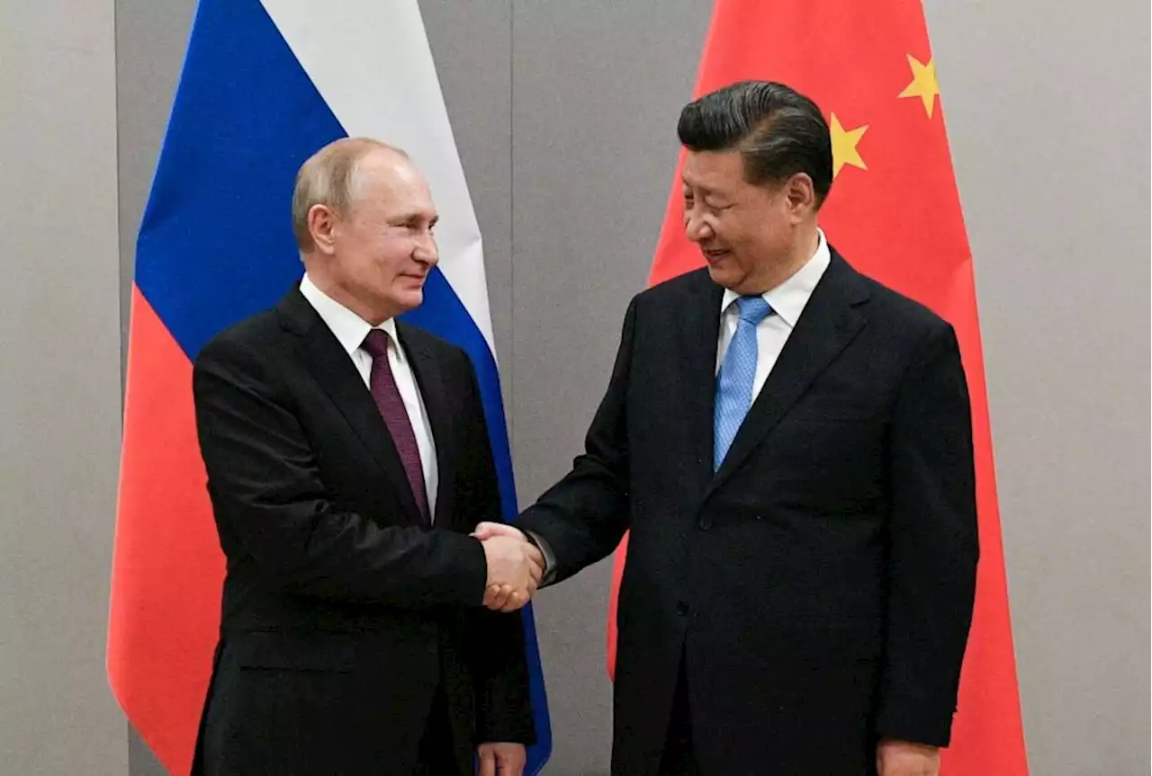 Enquanto relações com o Ocidente se deterioram, Putin e Xi Jinping se aproximam | CNN Brasil