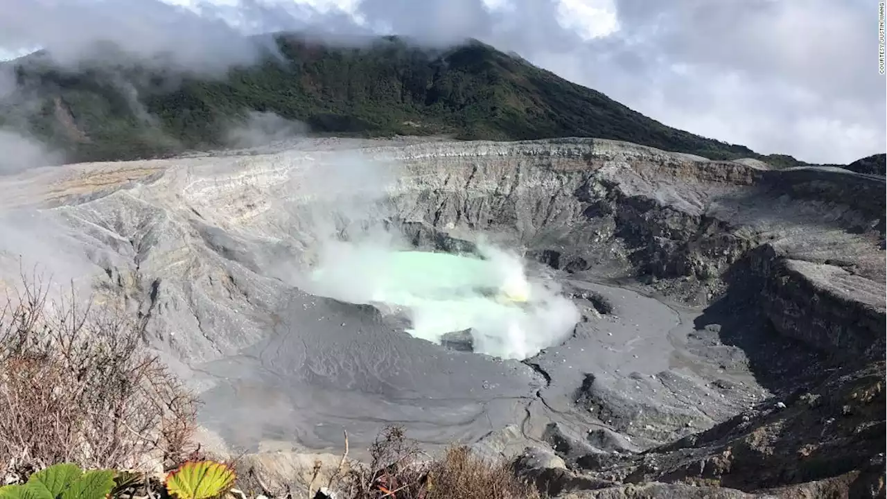 Toxic volcanic lake reveals how life may have been possible on ancient Mars