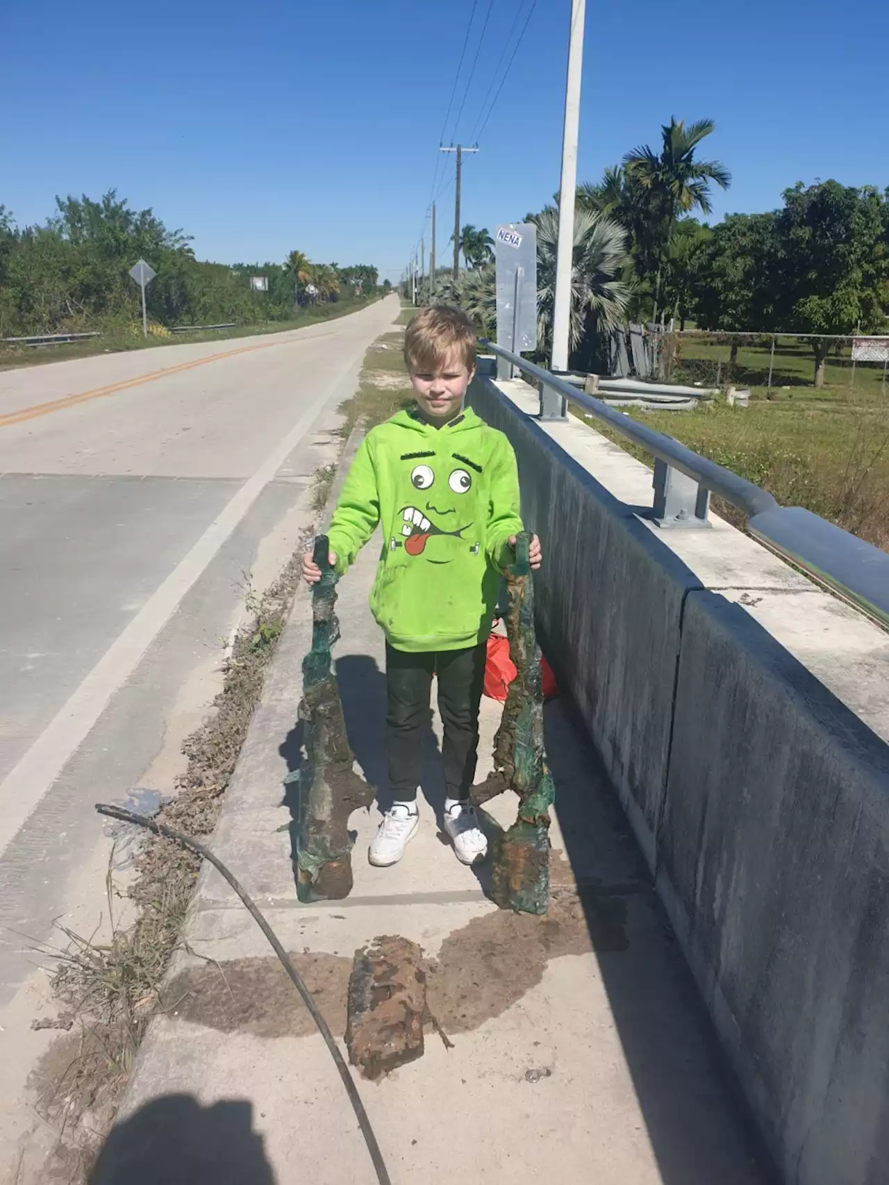 Florida boy hauls in two .50-caliber Barrett sniper rifles on fishing trip