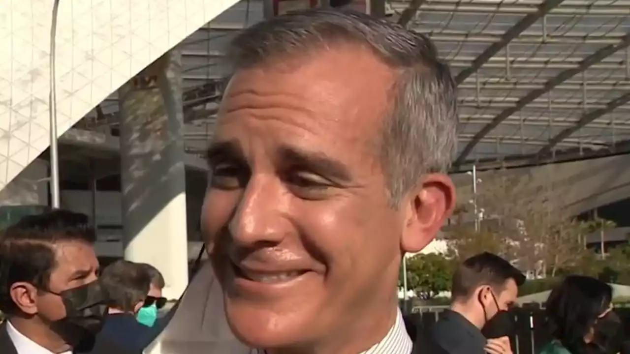 L.A. Mayor Garcetti Says He Held Breath During Maskless SoFi Stadium Pics