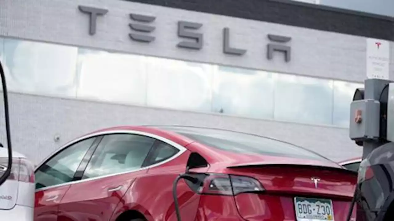 Tesla recalls over 800,000 vehicles for seat belt chime problem