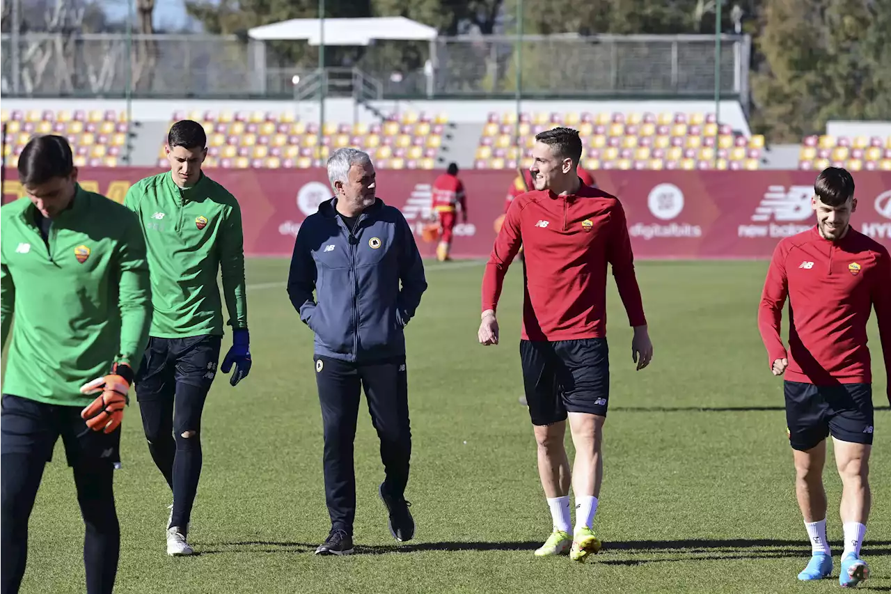 La Roma verso il Genoa: Mourinho insegue un record