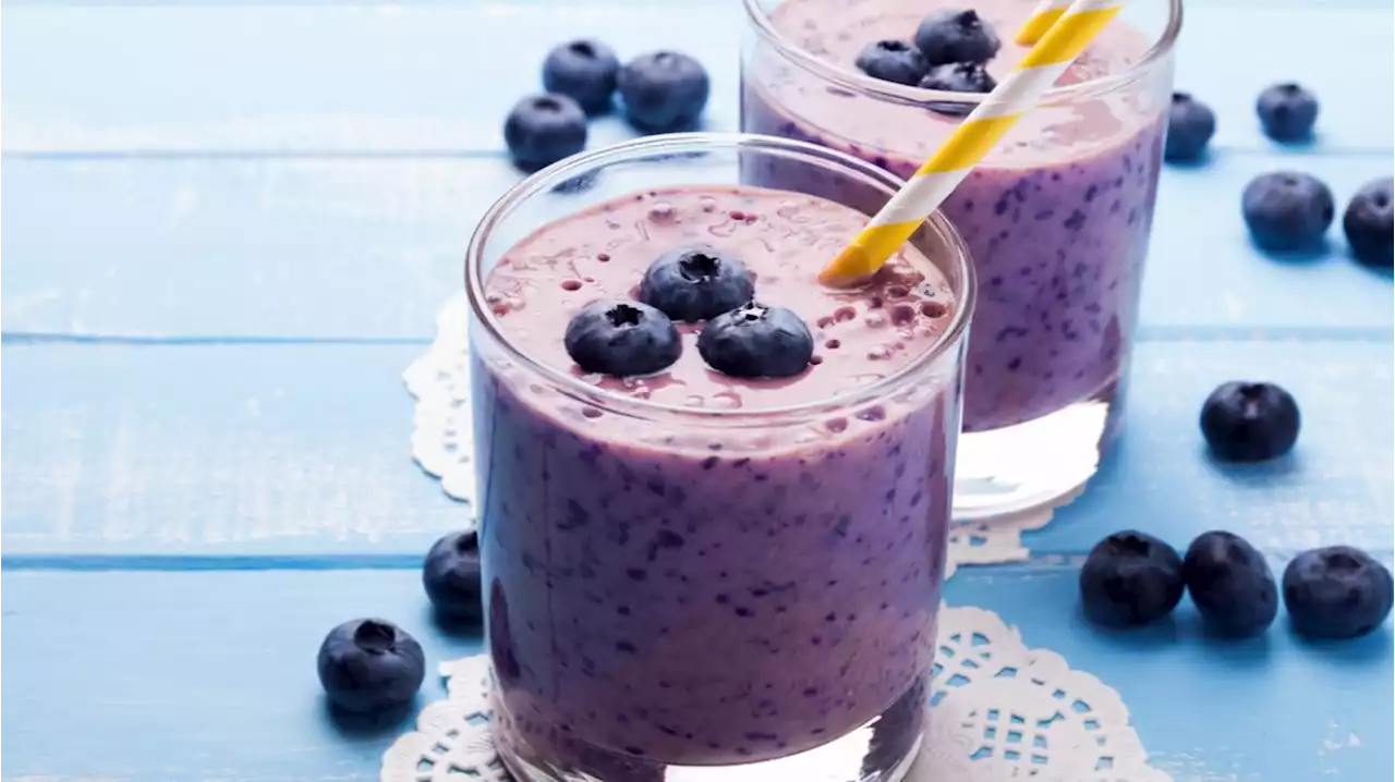 The #1 Best Smoothie to Slow Aging, Say Dietitians — Eat This Not That