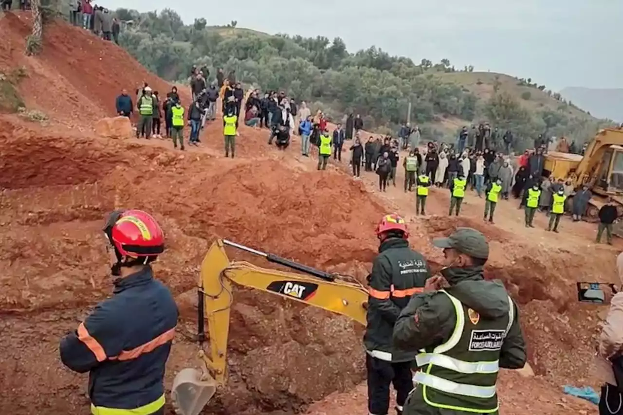 Unstable ground threatens rescue of Moroccan boy trapped in well