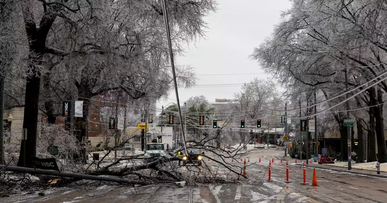 Winter storm: 1 dead in Alabama tornado, 100,000 in the dark in Tennessee