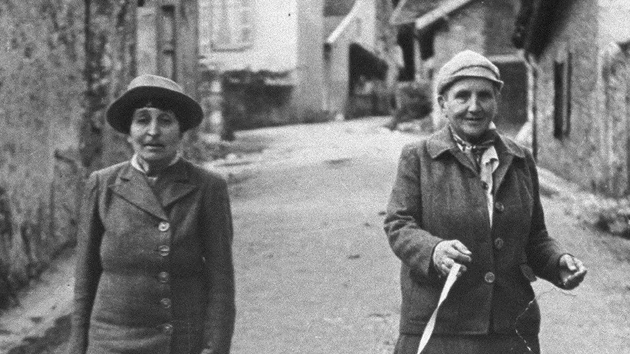 How Gertrude Stein and Alice B. Toklas Got to Heaven