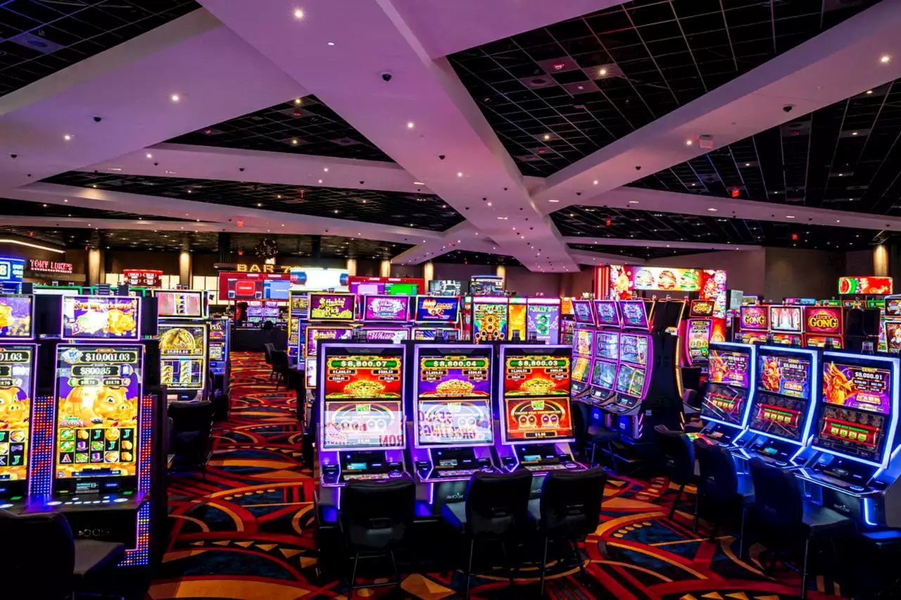 Pa. casinos hit jackpot with record year