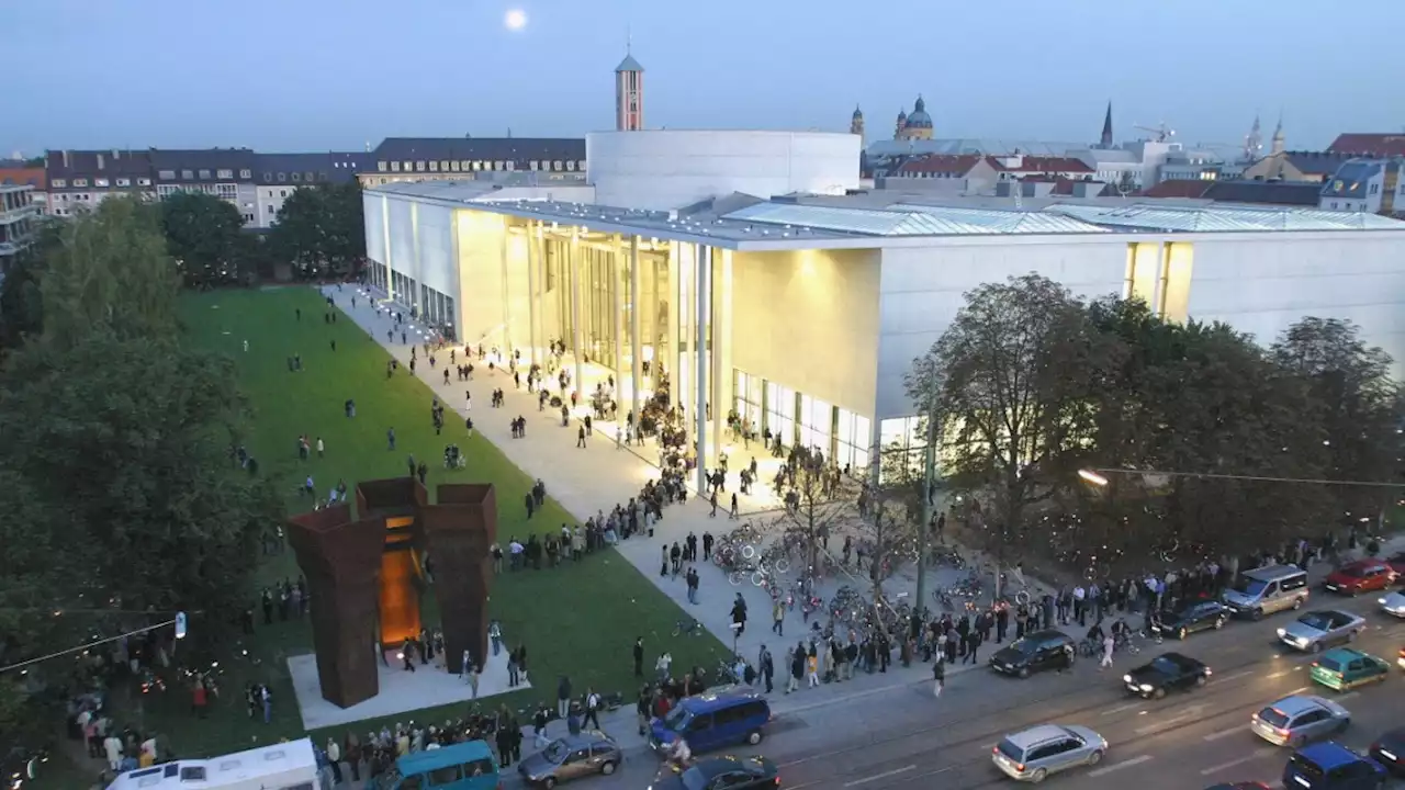 Ausstellung zum 20. Geburtstag der Münchner Pinakothek der Moderne