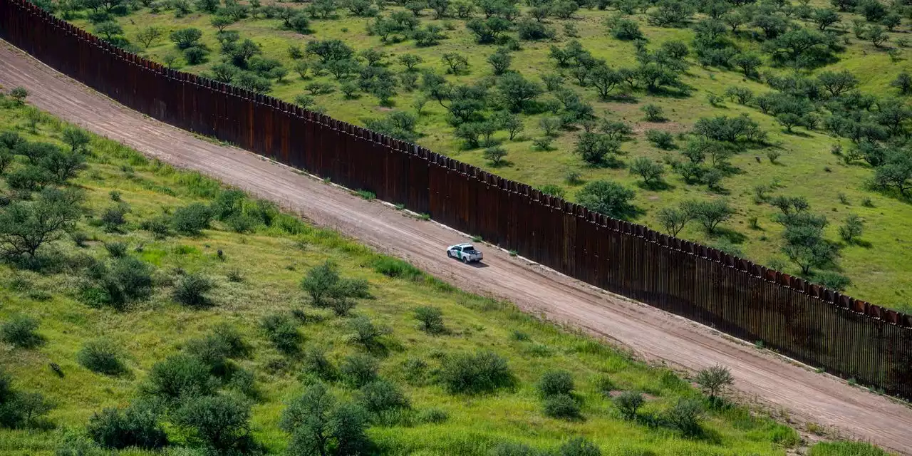 Mexican Border Arrests Hit New Record Last Year