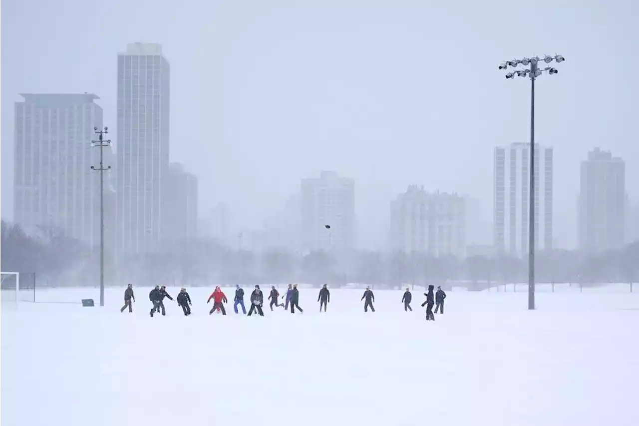 Massive winter storm takes aim at Northeast, expected to dump ice across 1,000+ miles