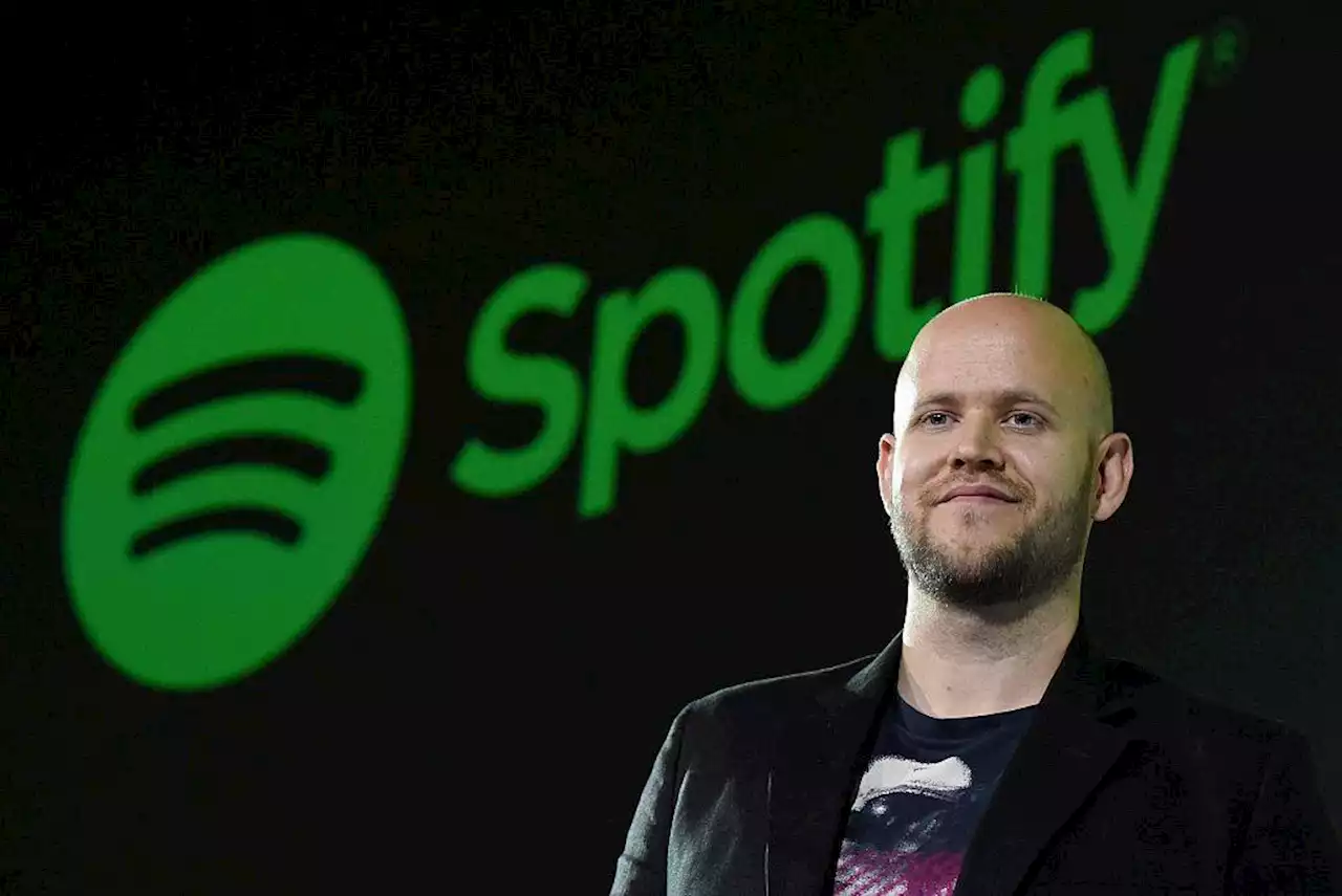 Spotify CEO Defends Handling of Joe Rogan Situation, Downplays Artists’ Catalog Removal