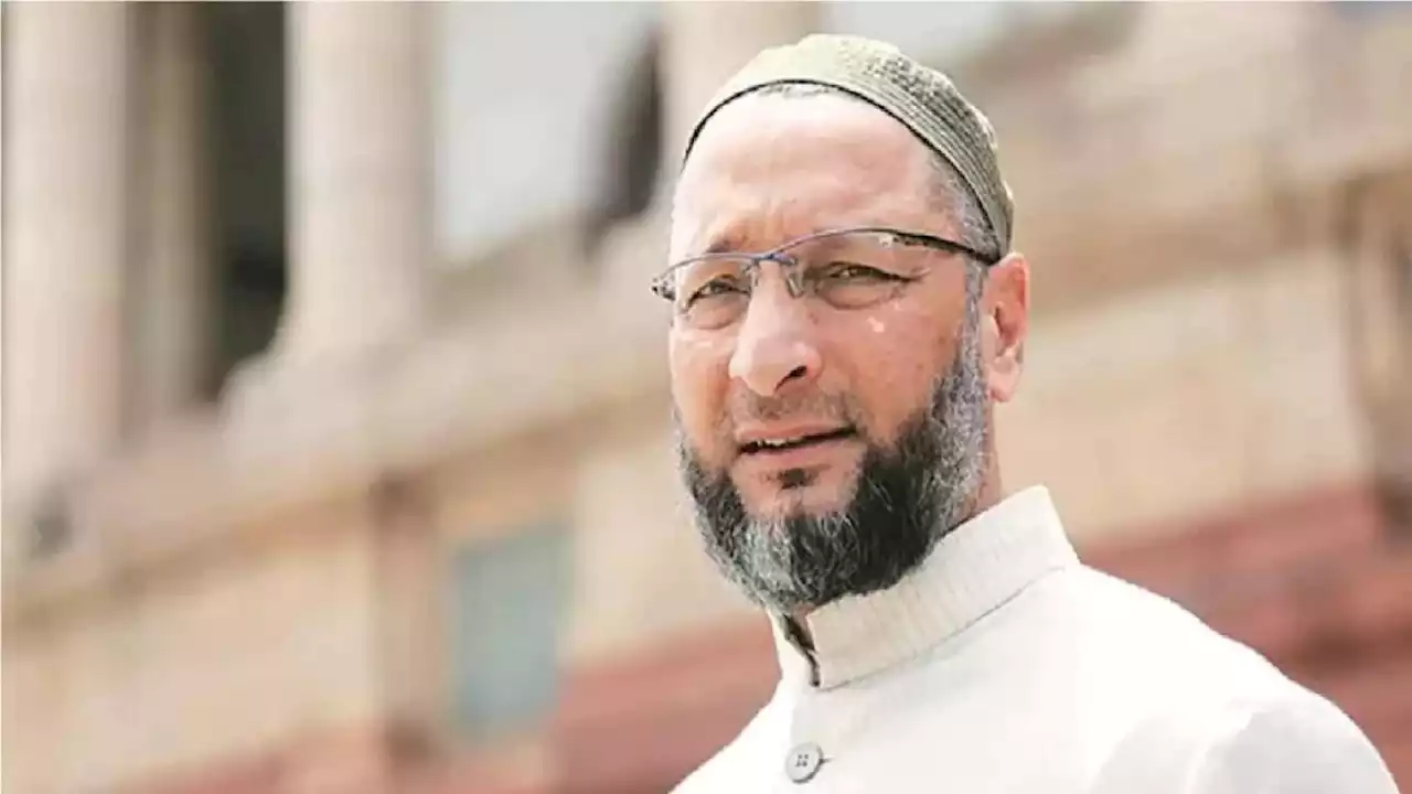 Attack On Owaisi: 'फायरिंग हुई तो नीचे झुक गए ओवैसी', हमलावर ने पुलिस को बताई कहानी