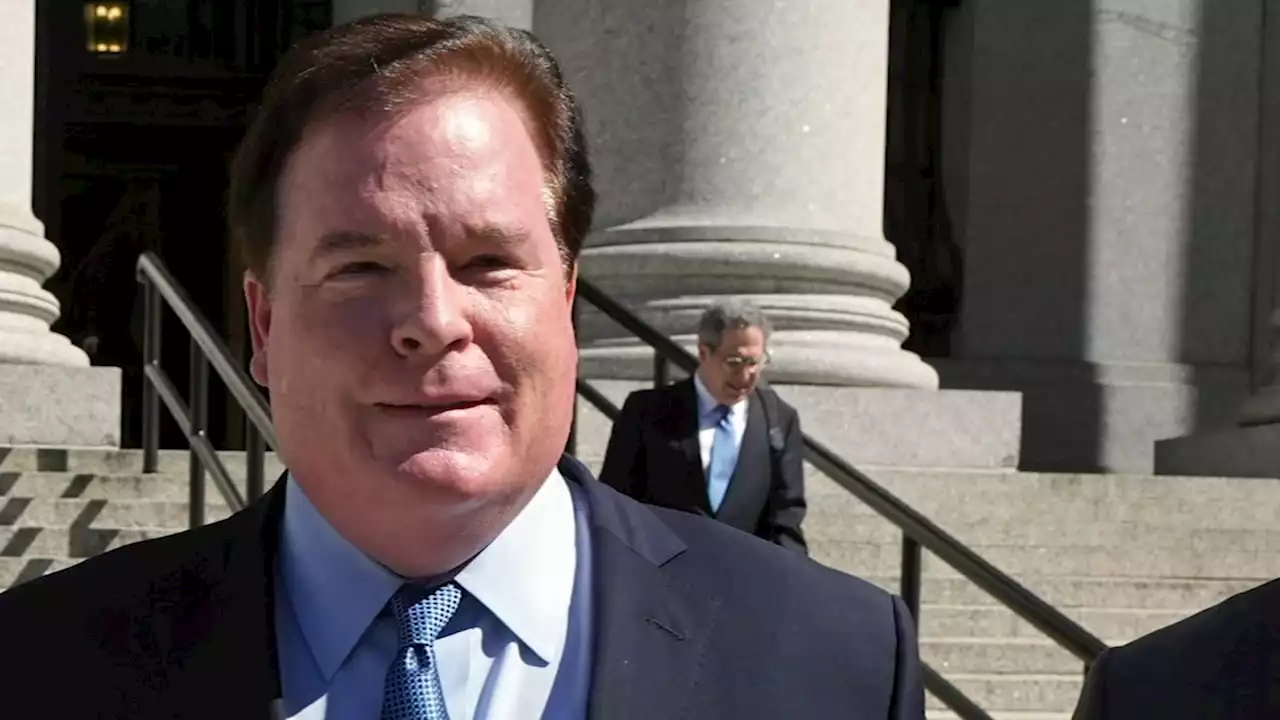 Chicago banker Stephen Calk seeking mercy from federal judge in bribery case