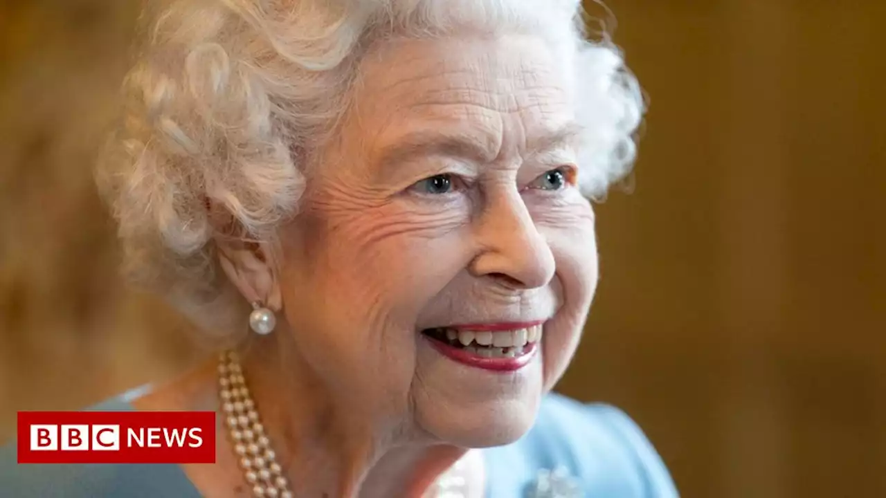 Queen holds reception to mark Platinum Jubilee