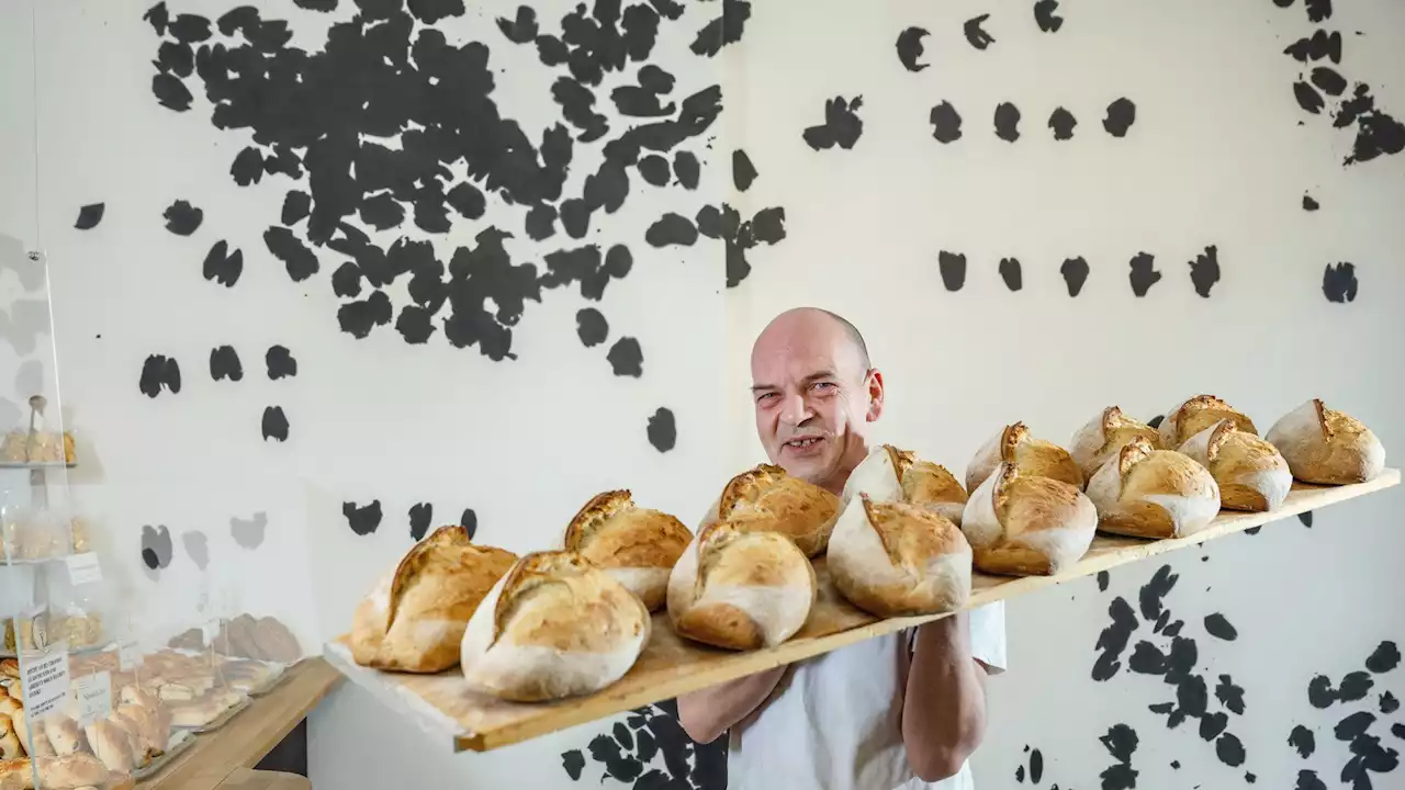 Dieser Bio-Bäcker in Rixdorf bietet nicht nur Brot, sondern auch Ausstellungen