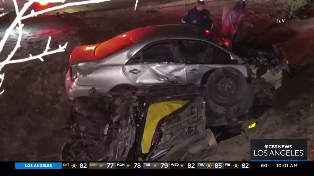 2 Dead In Rollover Freeway Crash In Colton