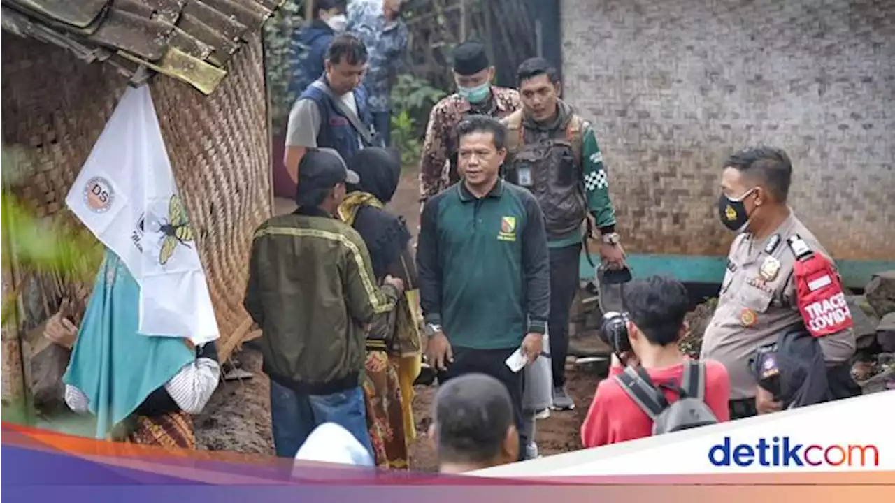 Bupati Dadang Janji Bedah Rumah Warga Cikancung