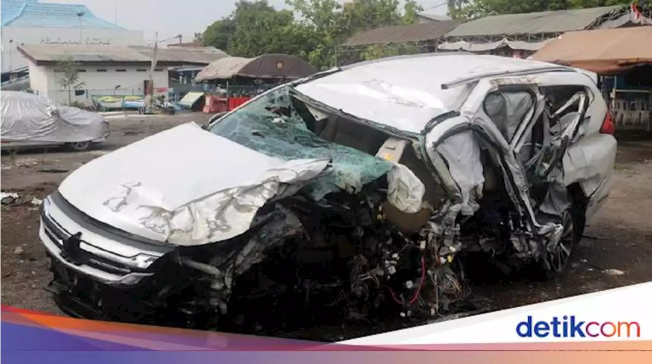 Video Kecelakaan Vanessa Angel Diputar Ulang, Ini yang Membuat Mobilnya Terguling