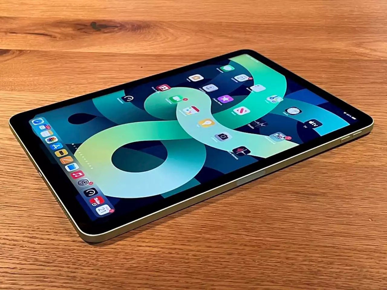 Apple iPad Air 5 Is Almost Here: New Design & Features Reported