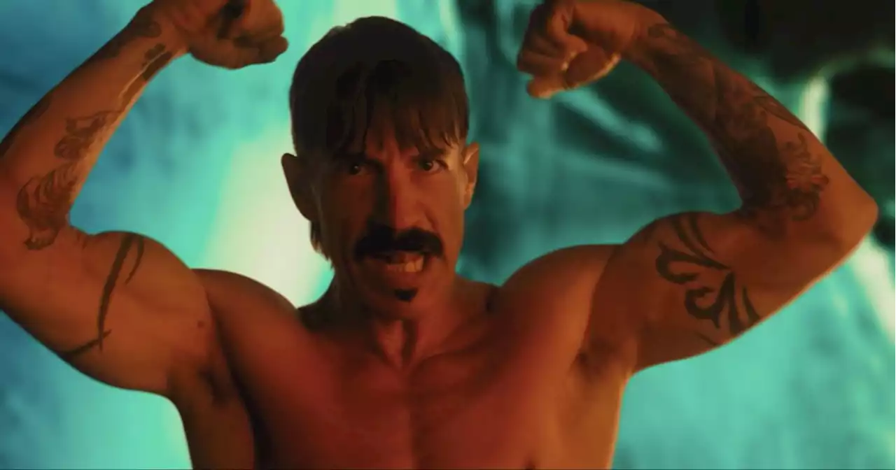 Anthony Kiedis Debuts Hot and Confusing Irish Accent