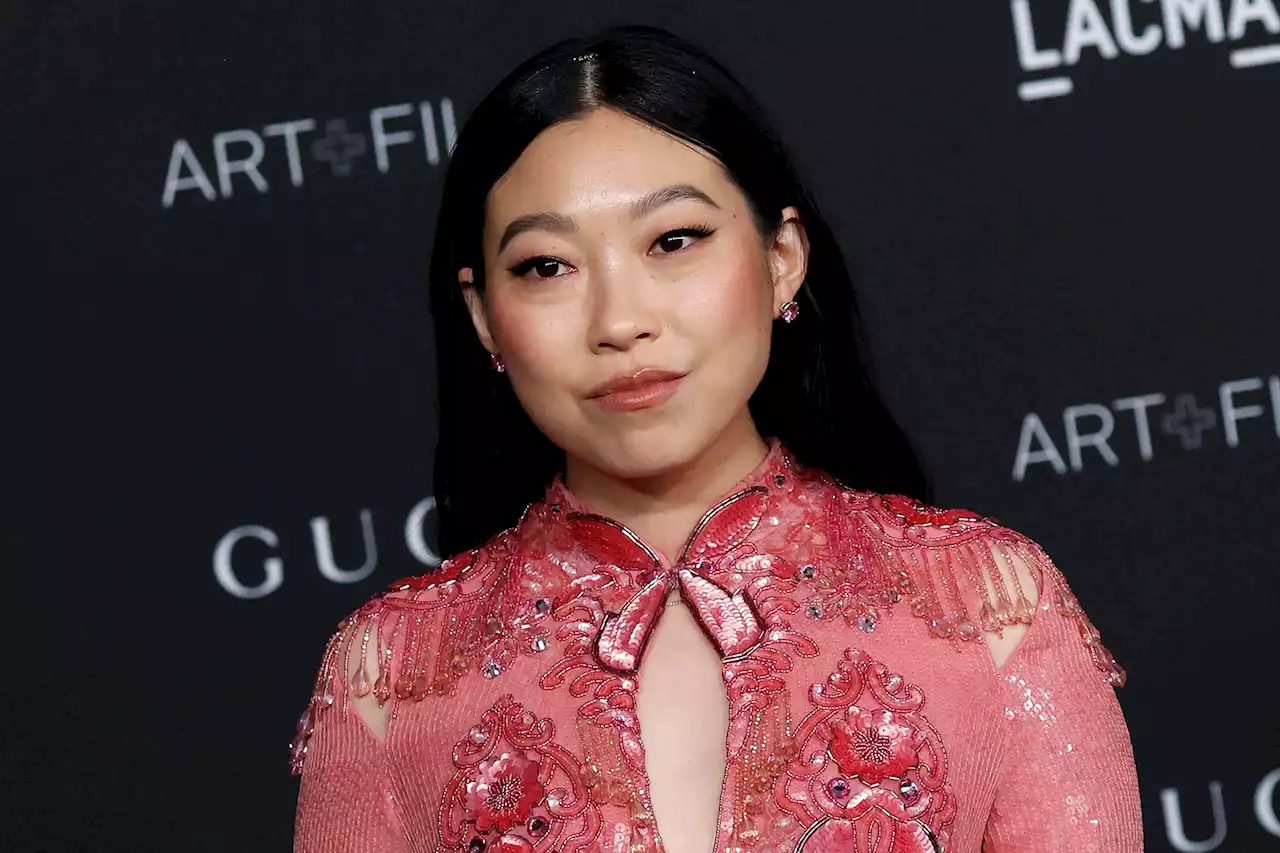 Awkwafina addresses criticism over her ‘blaccent,’ quits Twitter