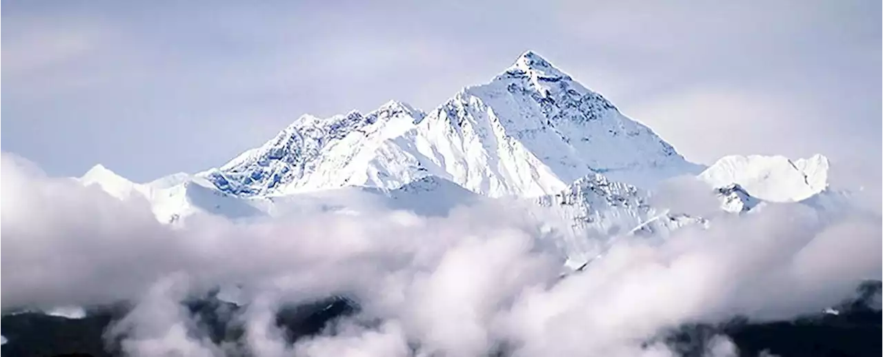 Everest's Highest Glacier Lost 2,000 Years of Ice in Just 25 Years, Says New Study