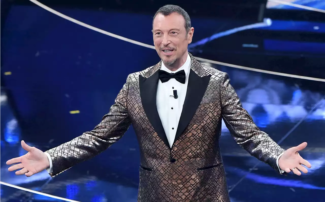 Finale Sanremo: Amadeus con Sabrina Ferilli, ospite Mengoni. DIRETTA