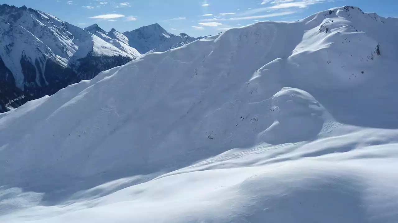 Acht Menschen sterben durch Lawinen in Österreich