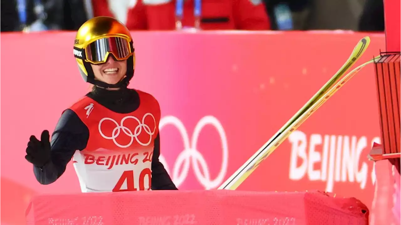 Olympia 2022: Skispringerin Althaus gewinnt erste deutsche Medaille in Peking