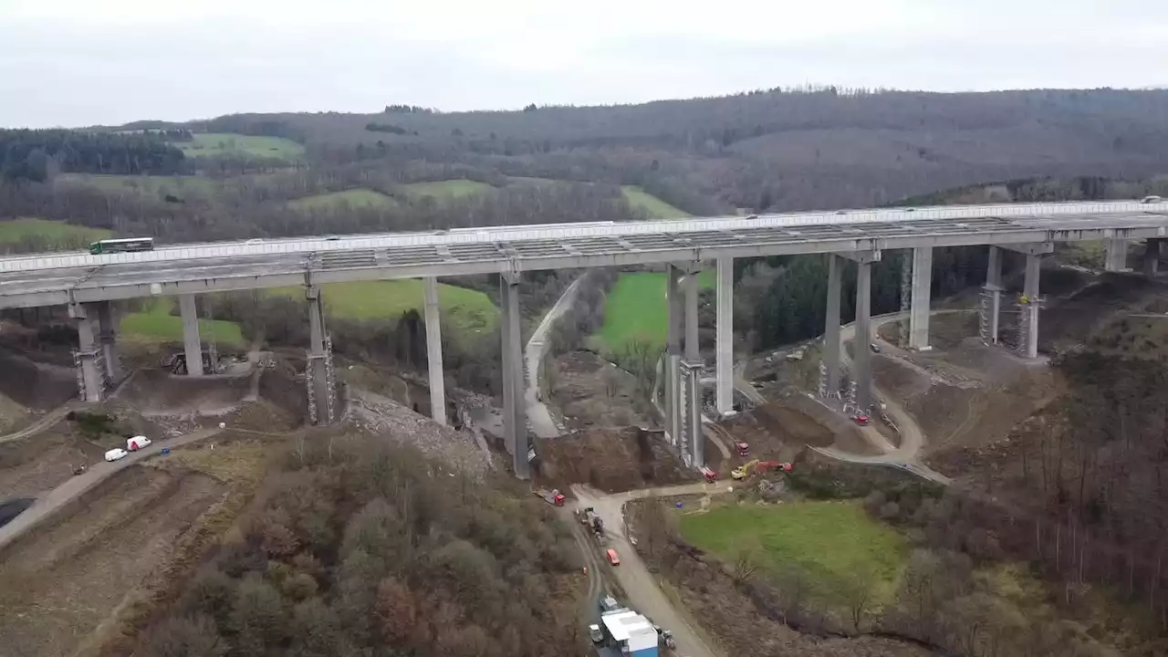 Brückensprengung im Siegerland: Autobahnbrücke Rinsdorf wird gesprengt