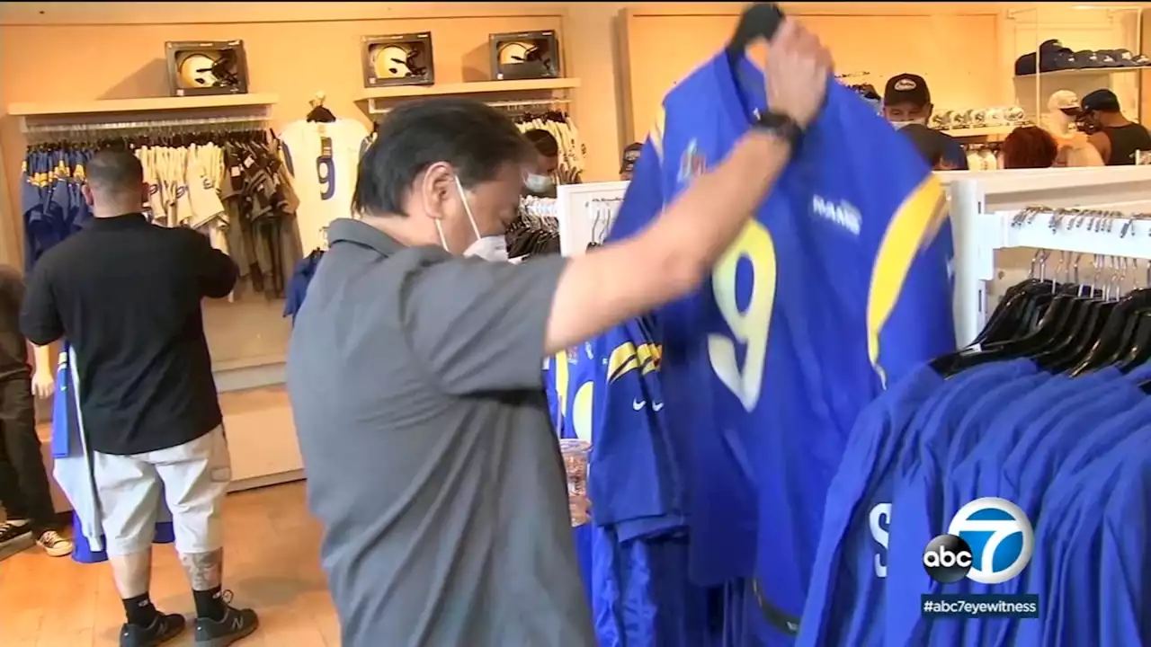 LA Rams set up fan store at 'The Grove' on week leading up to Super Bowl LVI