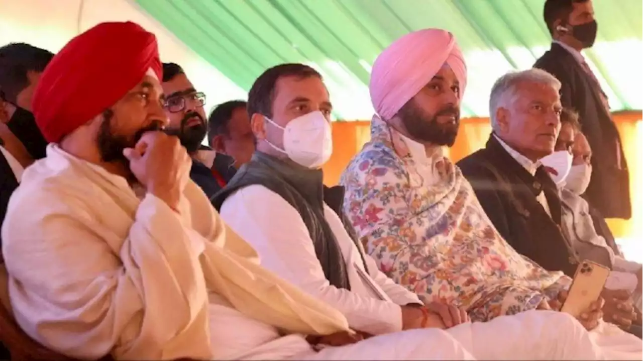 Punjab election 2022: रास्ते में दिखा कुछ ऐसा कि सिद्धू हो गए नाराज, राहुल गांधी, चन्नी व जाखड़ ने डेढ़ घंटे मनाया