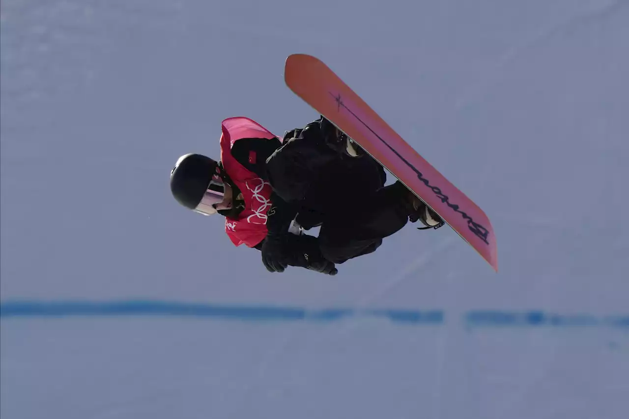 Olympics Live: Chinese teen Su leads men's slopestyle