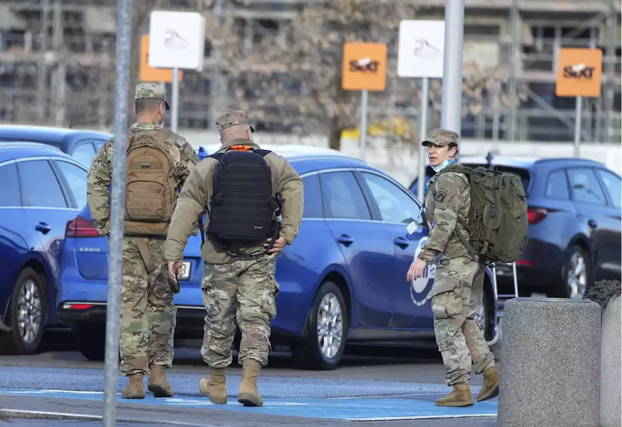 U.S. airborne infantry troops in Poland amid Ukraine tension