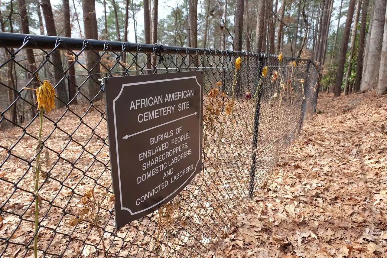 Sen. Sherrod Brown renews effort to preserve African American cemeteries to overcome the ‘desire to forget’ Black history