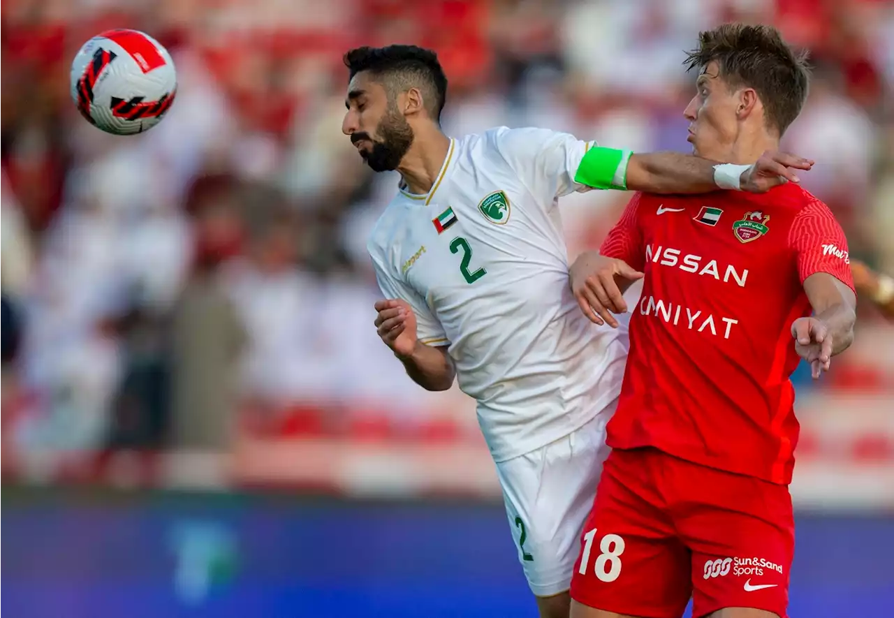 شباب الأهلي يتجاوز عقبة 'الصقور' بالصفقات الجديدة