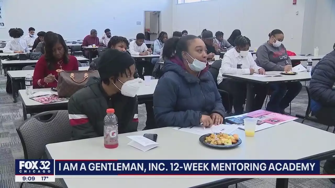 'I Am a Gentleman' welcomes Chicago teenagers to 12-week mentoring academy