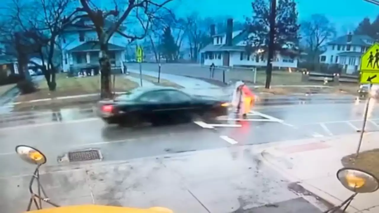 ‘Heroism': Maryland Crossing Guard Saves Student From Oncoming Car